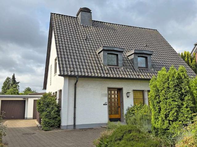 Haus kaufen in Moers, Nordrhein-Westfalen
