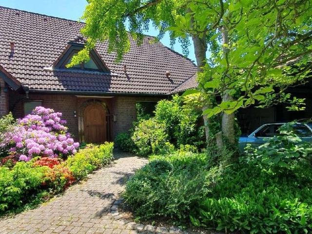 Haus kaufen in Moers, Nordrhein-Westfalen