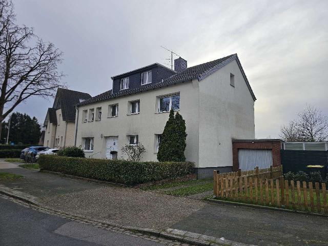 Haus kaufen in Moers, Nordrhein-Westfalen
