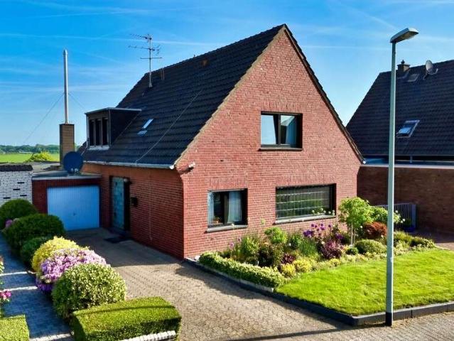 Haus kaufen in Rheindahlen-Land, Mönchengladbach