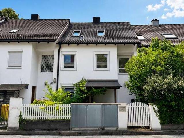 Haus kaufen in Thalkirchen-Obersendling-Forstenried-Fürstenried-Solln, München