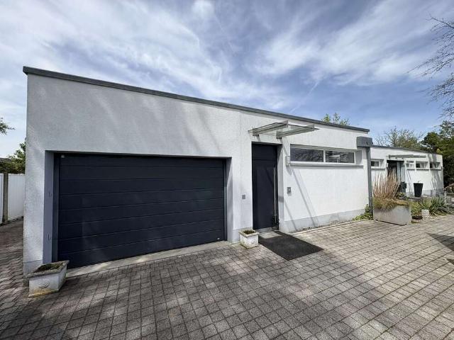Haus kaufen in Thalkirchen-Obersendling-Forstenried-Fürstenried-Solln, München