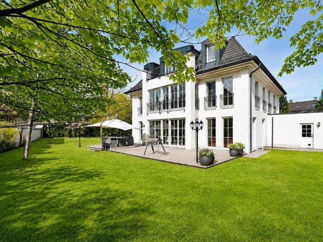 Haus kaufen in Thalkirchen-Obersendling-Forstenried-Fürstenried-Solln, München