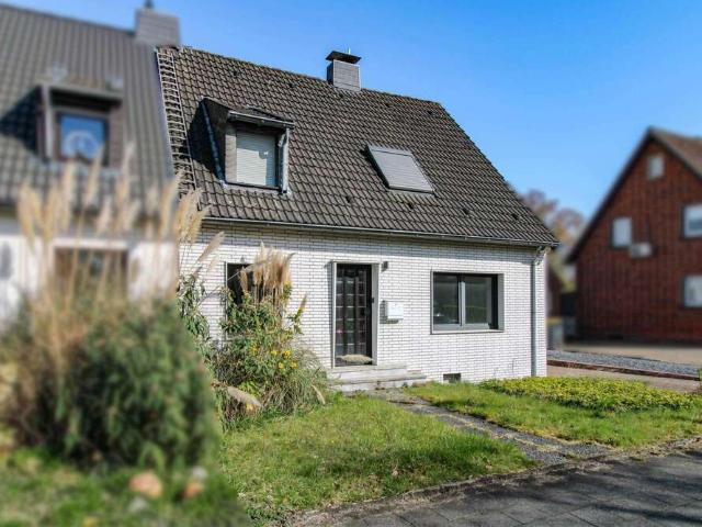 Haus kaufen in Neukirchen-Vluyn, Nordrhein-Westfalen
