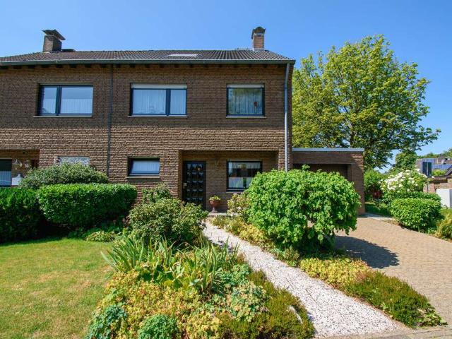 Haus kaufen in Neukirchen-Vluyn, Nordrhein-Westfalen