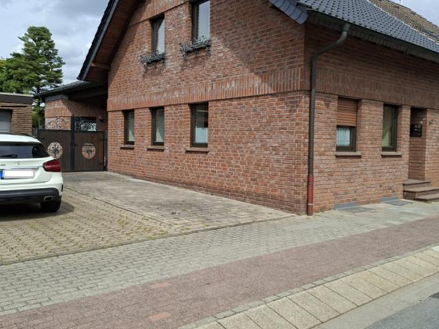 Haus kaufen in Neukirchen-Vluyn, Nordrhein-Westfalen