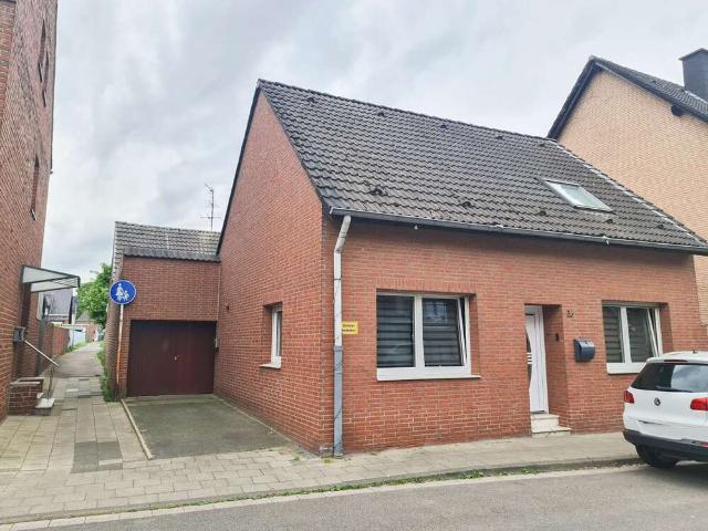 Haus kaufen in Holzheim, Neuss