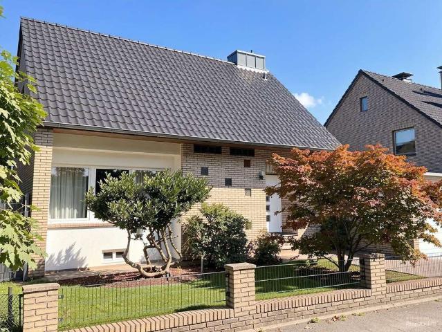 Haus kaufen in Erfttal-Ost, Neuss