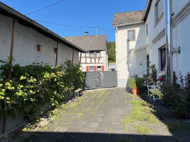 Haus kaufen in Feldkirchen, Neuwied