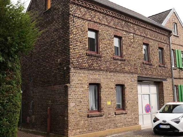Haus kaufen in Niederkassel