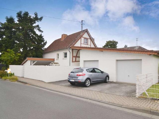 Haus kaufen in Niederkassel