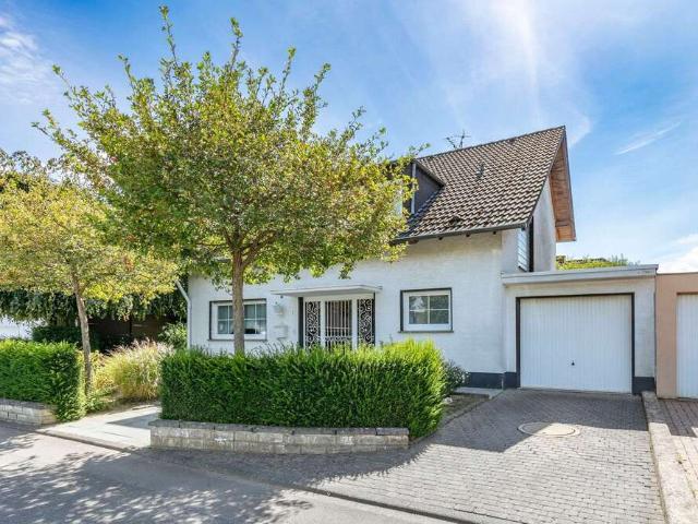 Haus kaufen in Niederkassel