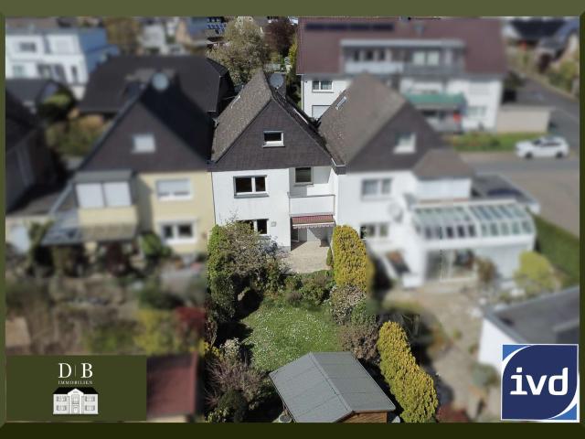 Haus kaufen in Rheidt, Niederkassel