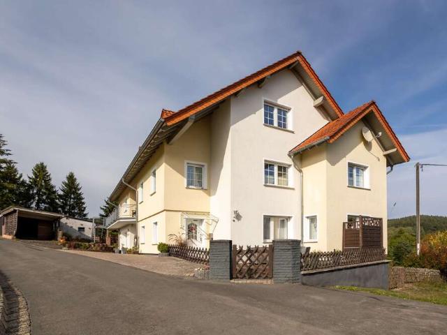 Haus kaufen in Oberstadtfeld, Landkreis Vulkaneifel