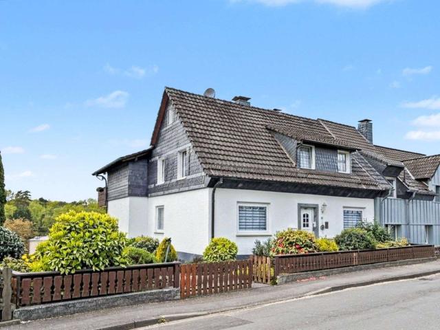 Haus kaufen in Glöbusch, Odenthal