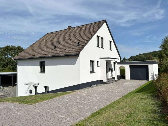Haus kaufen in Pronsfeld, Eifelkreis Bitburg-Prüm