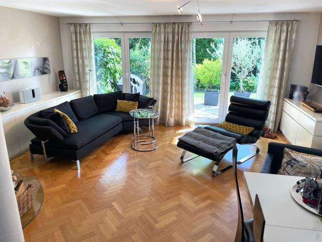Haus kaufen in Waldkolonie, Putzbrunn
