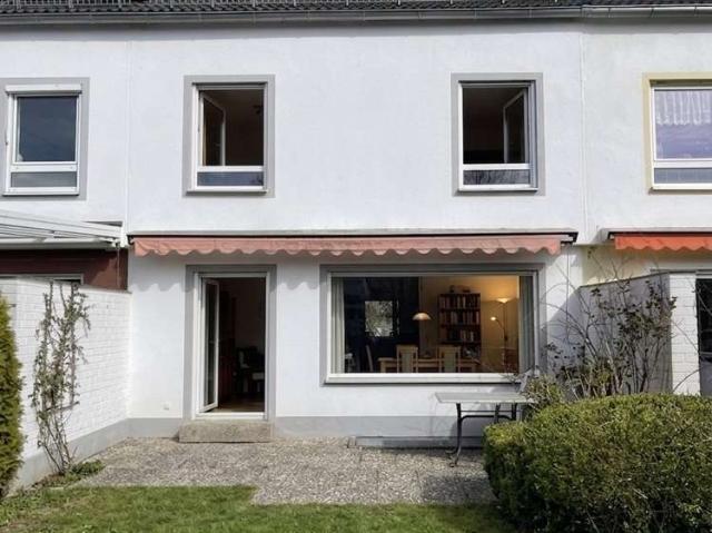 Haus kaufen in Putzbrunn, Bayern
