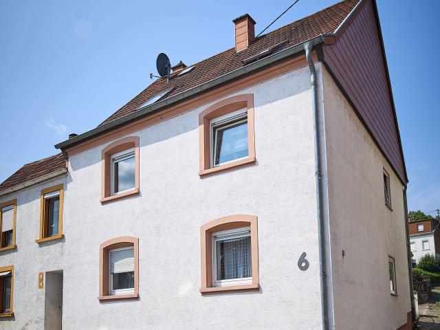 Haus kaufen in Ensheim, Saarbrücken