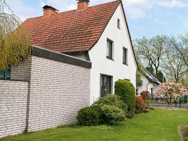 Haus kaufen in Schloß Holte-Stukenbrock, Nordrhein-Westfalen