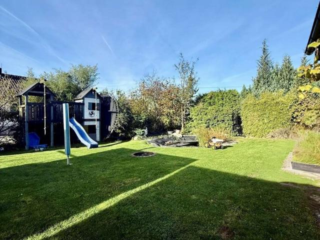 Haus kaufen in Schloß Holte-Stukenbrock, Nordrhein-Westfalen