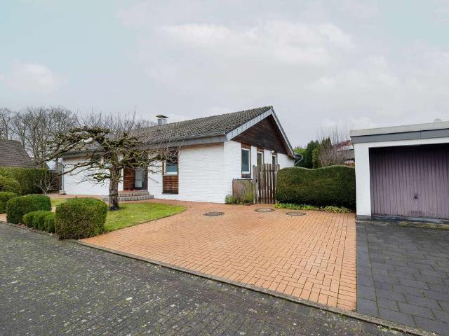 Haus kaufen in Schloß Holte-Stukenbrock, Nordrhein-Westfalen