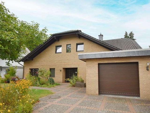 Haus kaufen in Schloß Holte-Stukenbrock, Nordrhein-Westfalen