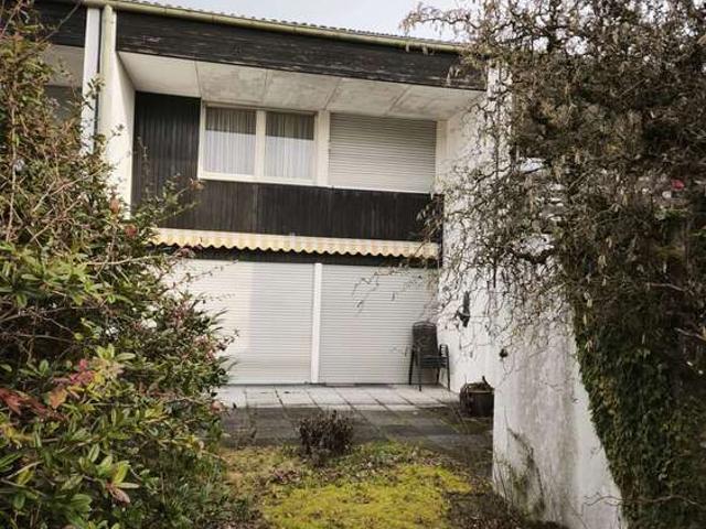 Haus kaufen in Schwalbach, Hessen