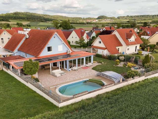 Haus kaufen in Steinsfeld, Bayern