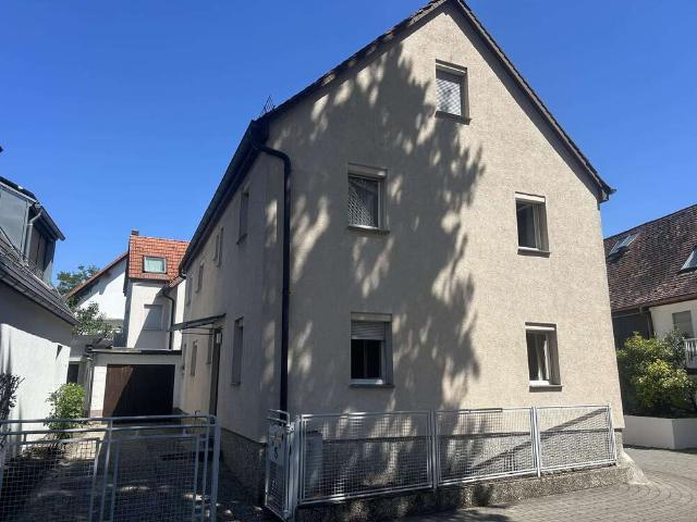Haus kaufen in Zuffenhausen-Hohenstein, Stuttgart