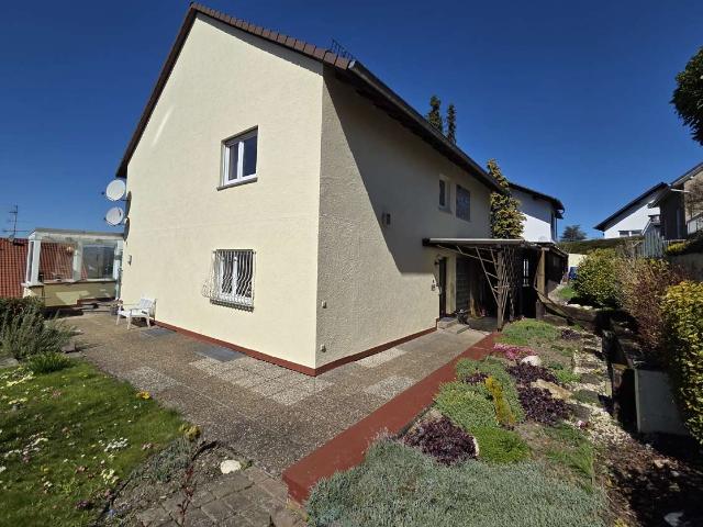 Haus kaufen in Taunusstein, Hessen
