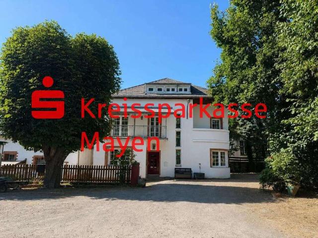 Haus kaufen in Trimbs, Landkreis Mayen-Koblenz