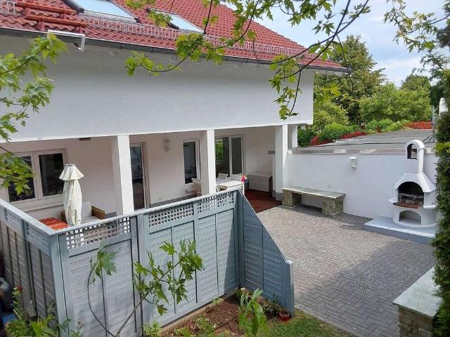 Haus kaufen in Wehrheim, Hessen