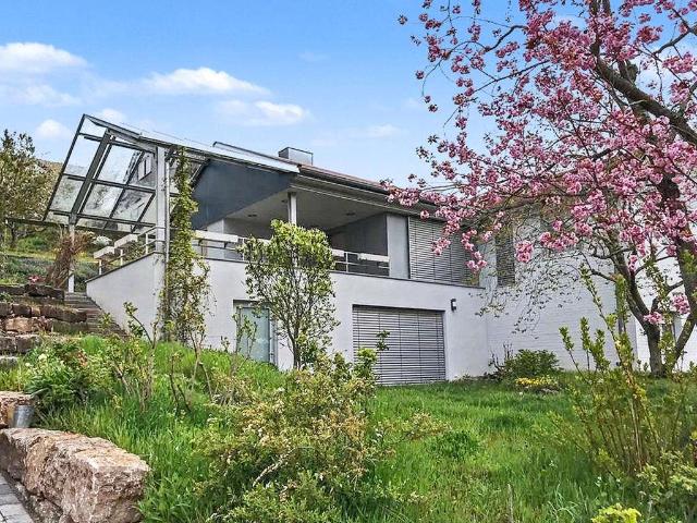 Haus kaufen in Rathausplatz, Weissach