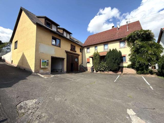 Haus kaufen in Hofgarten, Wertheim