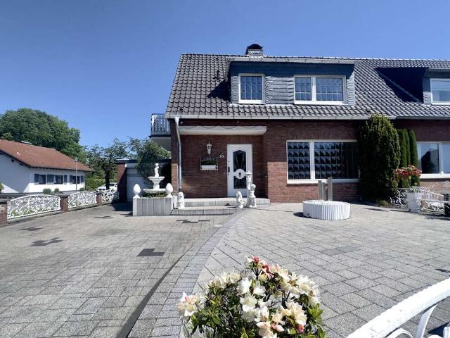 Haus kaufen in Willich, Wekeln