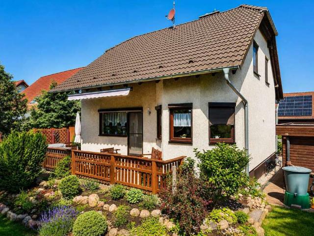 Haus kaufen in Dieskau, Sachsen-Anhalt