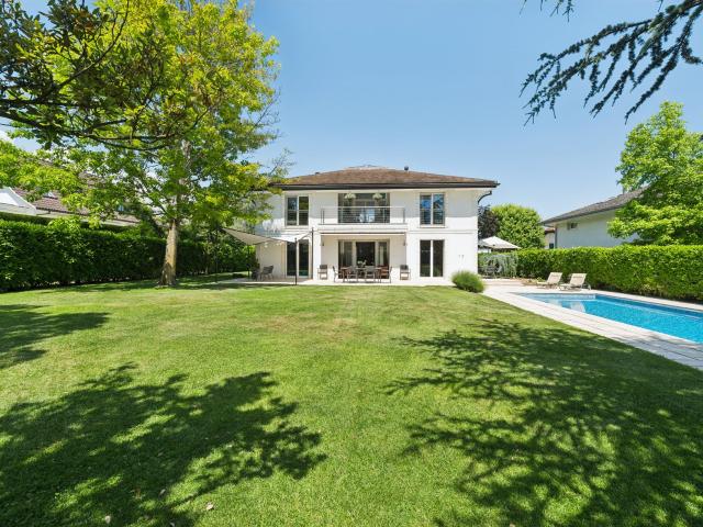 Reihenfamilienhaus kaufen in Coppet, Waadt