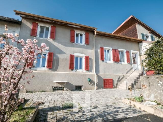 Reihenfamilienhaus kaufen in Begnins, Waadt