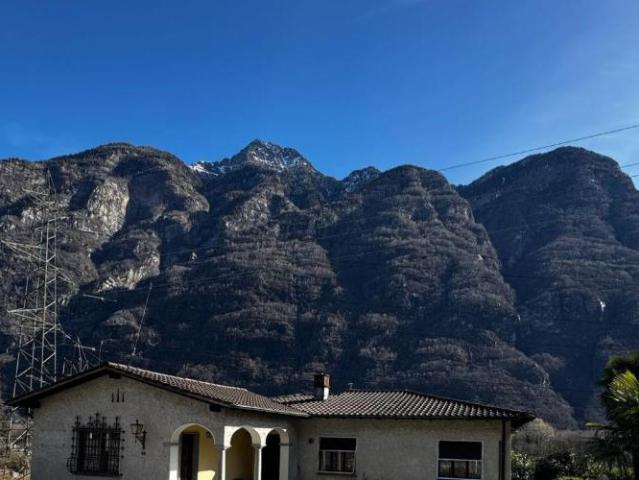 Haus kaufen in Iragna, Tessin