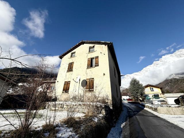 Reihenfamilienhaus kaufen in Chamoson, Wallis