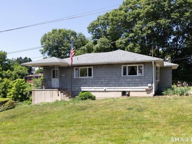 House for sale in Waterbury, Connecticut