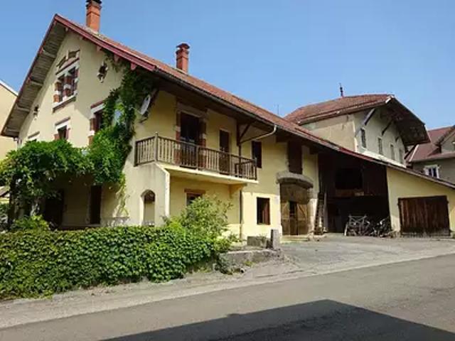 Maison vente à Belley, Hotonnes