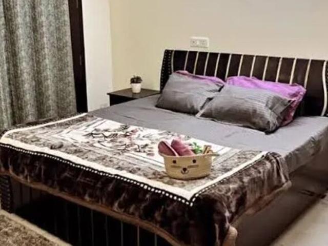 Property for rent in Deri