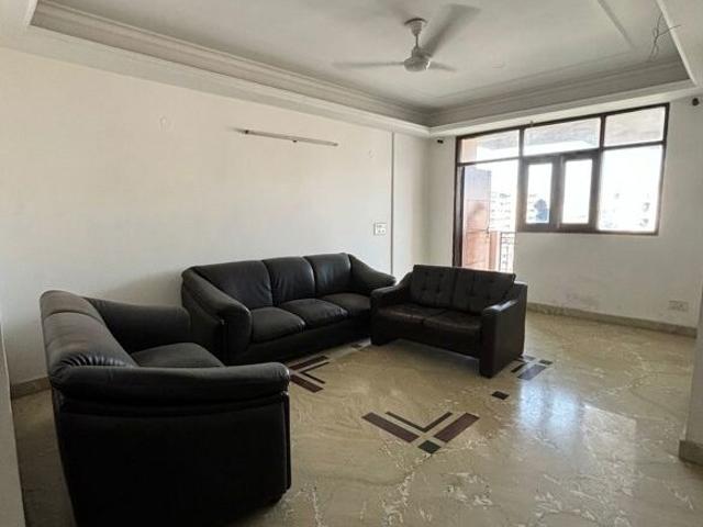 Property for rent in Deri