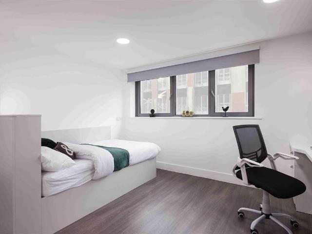 Apartment for rent in Calton, Scotland