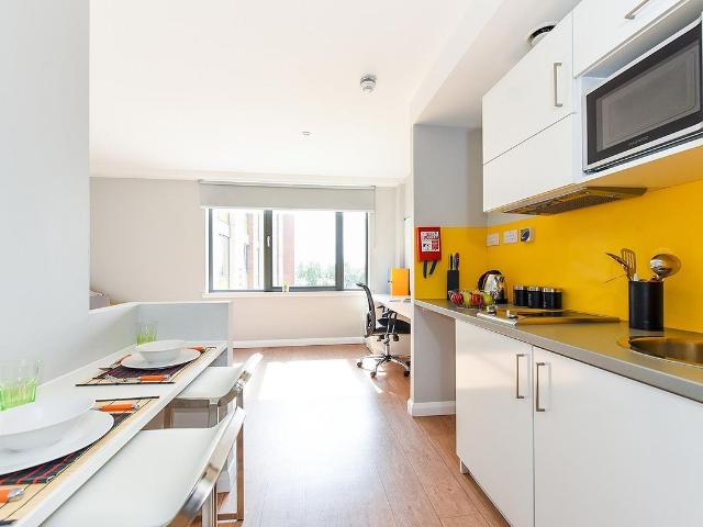 Studio for rent in Calton, Scotland