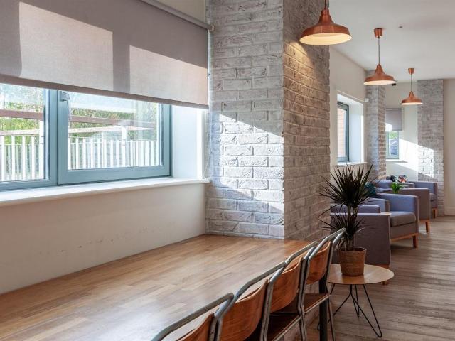 Studio for rent in Calton, Scotland