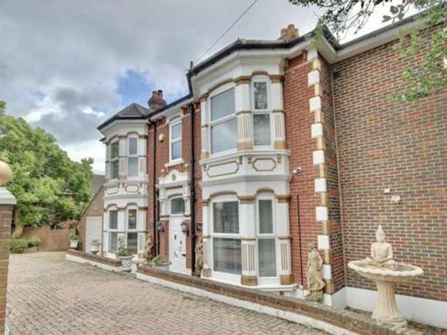 House for sale in Spring Vale, Hampshire