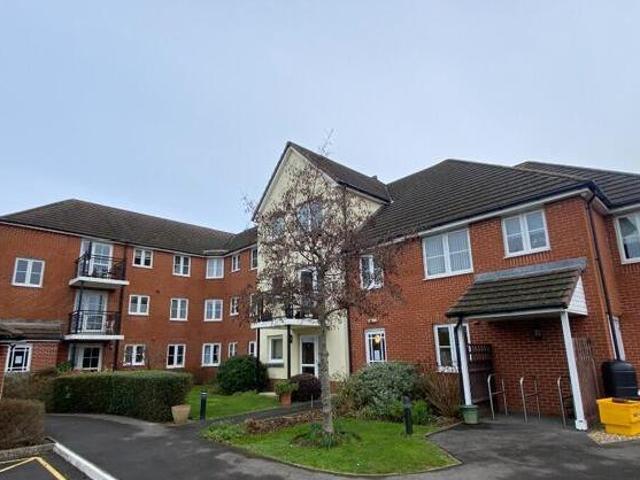 House for sale in Spring Vale, Hampshire